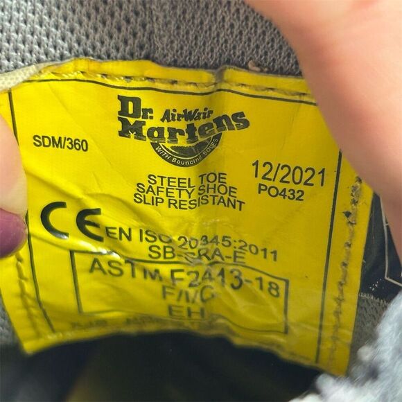 Dr. Martens Arbor ST Chelsea Boots Black Leather Steel Toe Slip Resistant Size 7 - Picture 15 of 16